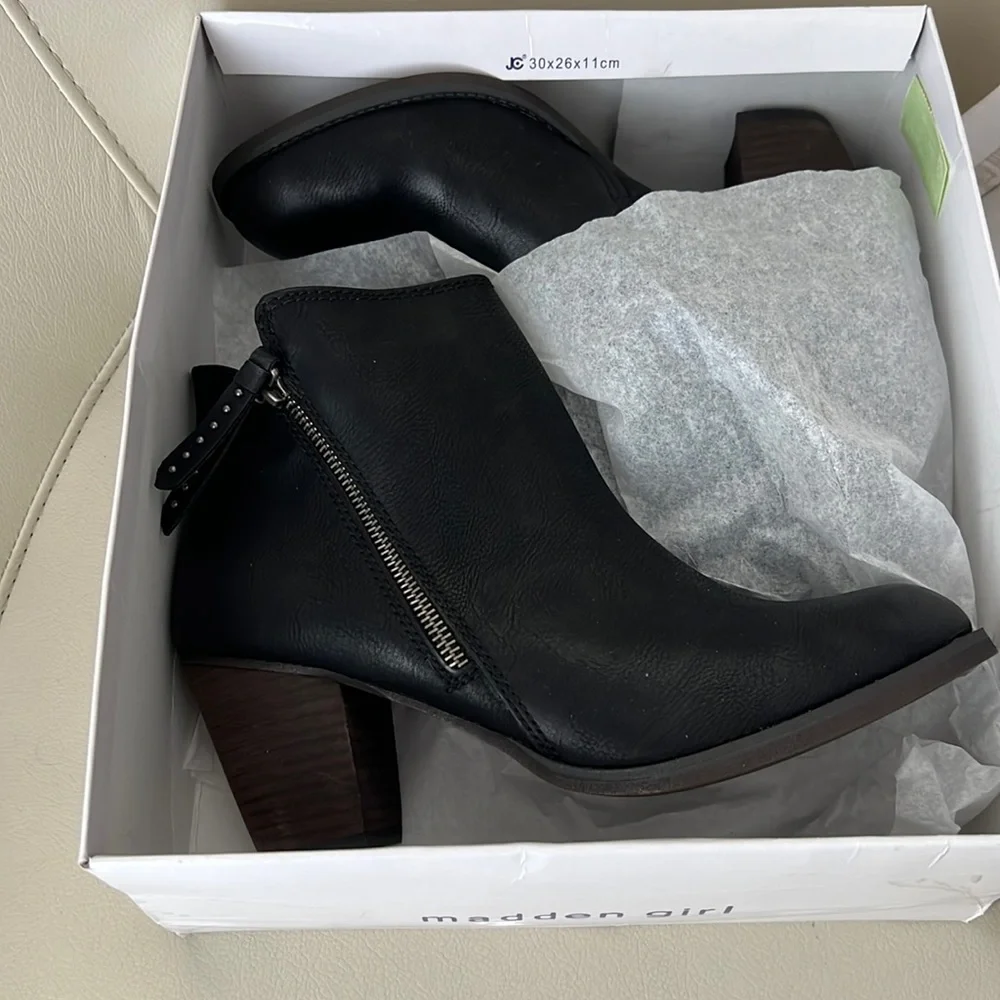 New (madden girl) women’s high heels, booties size 10 - Picture 3 of 12